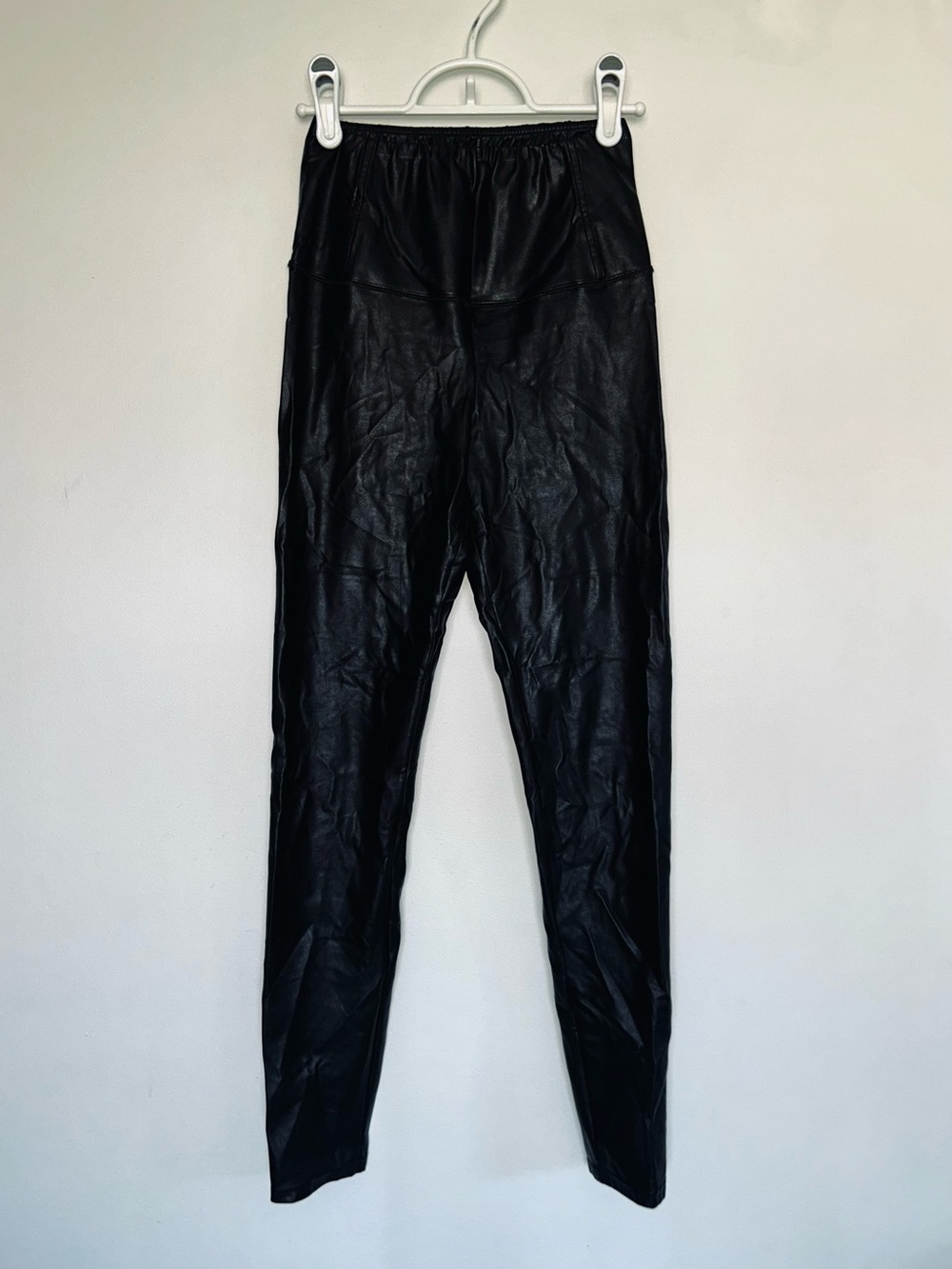 Wilfred Free Black Daria Pant Size XS High-Rise Faux Leather Leggings